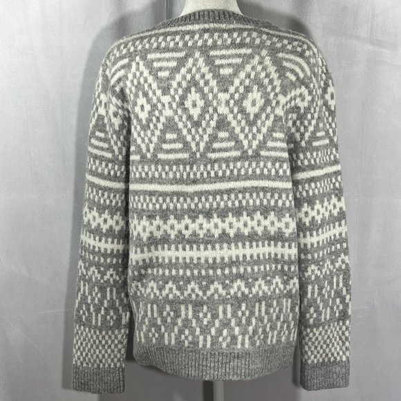 NWT Cupcakes & Cashmere Soft & Cozy Light Gray & White Print Sweater Sz … - Picture 5 of 8